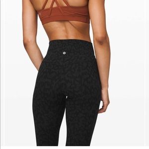 Lululemon Align Pant II 25” size 6 —worn once!!